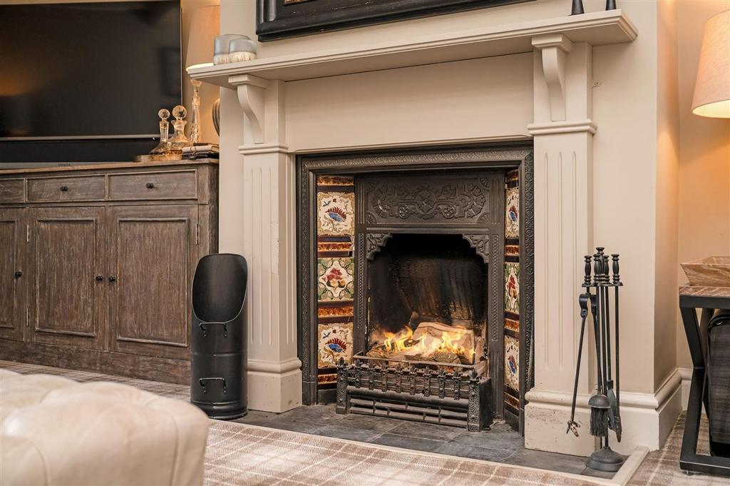 Formal lounge