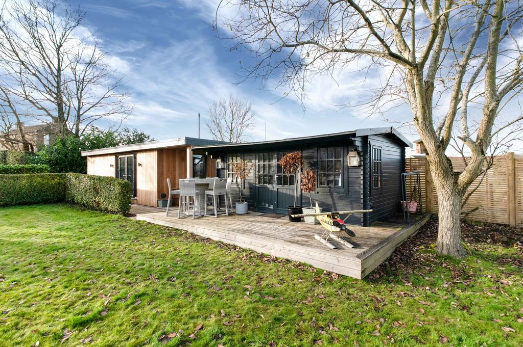 The summer house
