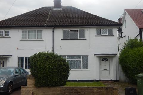 3 bedroom semi-detached house to rent, Hospital Bridge Road, Twickenham TW2