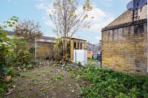 24 Talbot Road, London, E6 2RZ
