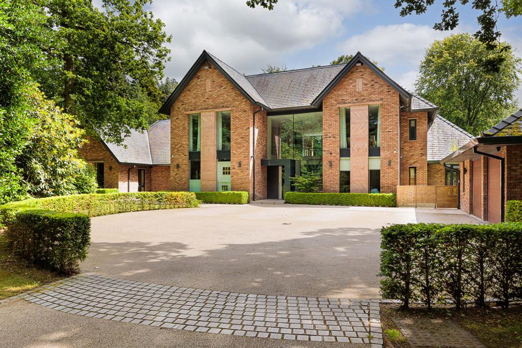 Luxury modern English detached home with private driveway
