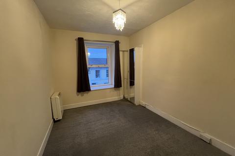 2 bedroom flat to rent, Hillesdon Road, Torquay TQ1