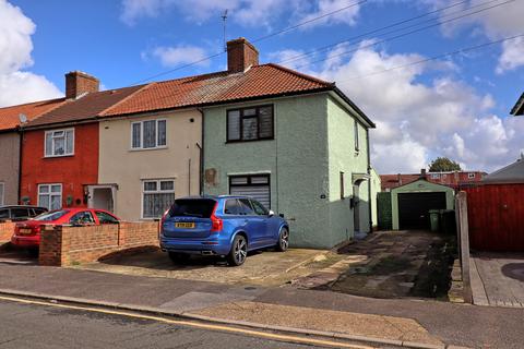 2 bedroom terraced house for sale, Standfield Road, Dagenham RM10