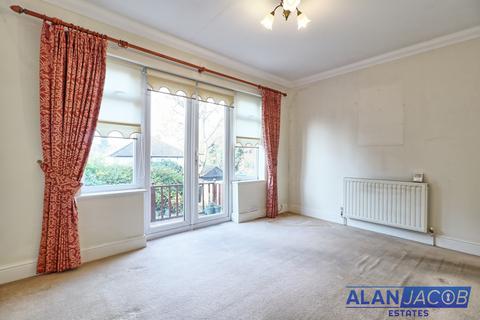 2 bedroom maisonette for sale, Grey Towers Avenue, Hornchurch RM11