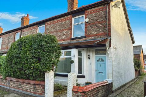 3 bedroom end of terrace house for sale, Buxton Avenue, West Didsbury, Manchester, M20