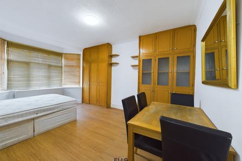 1 bedroom flat to rent, Glebe Crescent, NW4