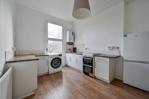 3 bedroom flat for sale, Bedford Road, SW4, Clapham North, SW4