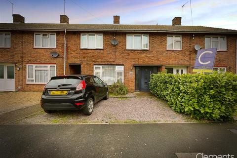 22 Bennetts End Close, Hemel Hempstead, HP3 8DT