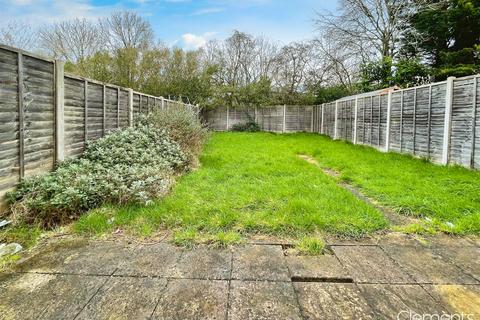 22 Bennetts End Close, Hemel Hempstead, HP3 8DT