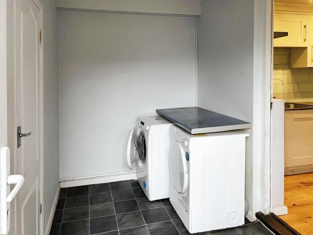 Utility / Shower Room