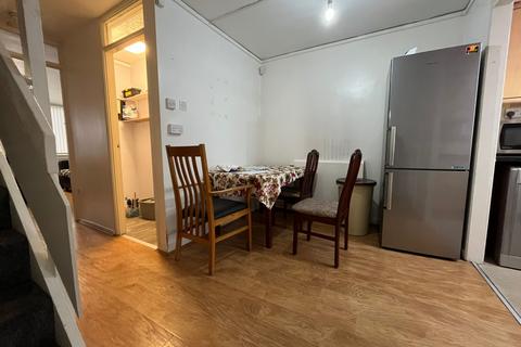 3 bedroom maisonette for sale, Dorset Street, Leicester, LE4