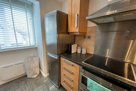 1 bedroom apartment to rent, Emerald Close, London, E16