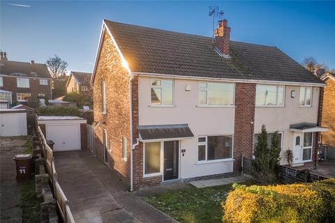 3 bedroom semi-detached house for sale, Northfield Drive, Pontefract, West Yorkshire, WF8