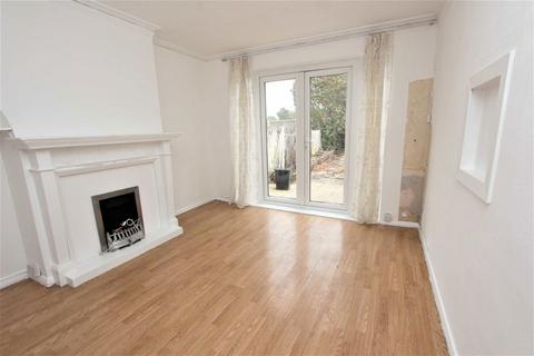 4 bedroom house to rent, Pasteur Gardens, London N18