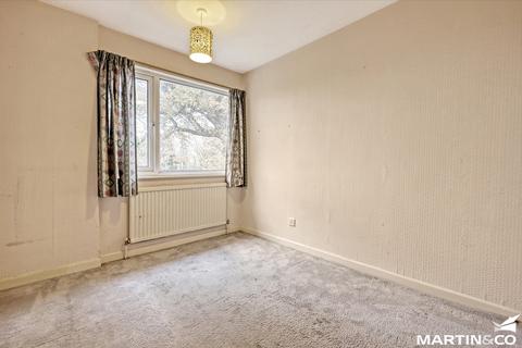 2 The Leys, Chelmsford, CM2 6AU