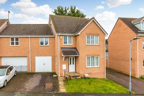 4 bedroom link detached house for sale, Parsonage Way, Rushden NN10