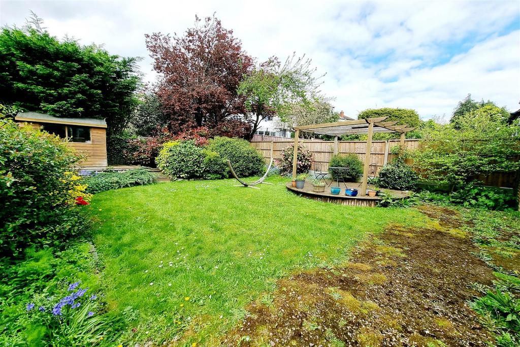 Rear garden: pic. 1