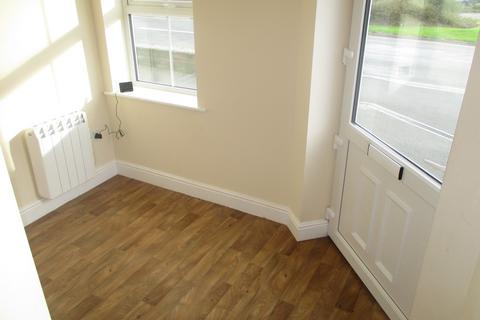 3 bedroom flat to rent, Glave Hill Court, Dalston