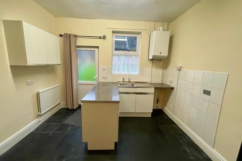 2 bedroom terraced house to rent, Church Street, Derby DE23