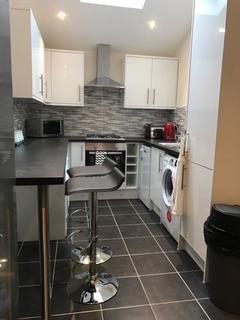 5 bedroom terraced house to rent, Brailsford Road, Manchester