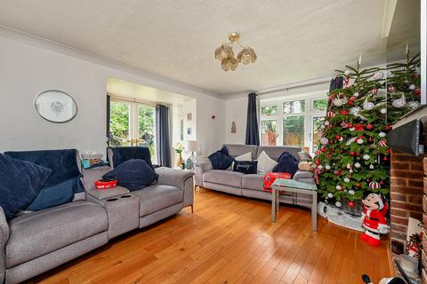 3 bedroom semi-detached house for sale, Olde Farm Drive, Camberley GU17