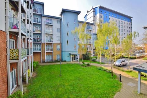 2 bedroom apartment to rent, Foundry Court,Mill Street, Slough