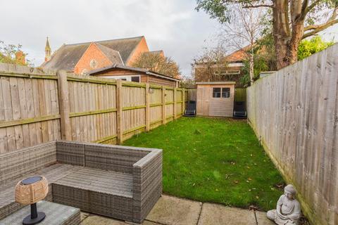 3 bedroom townhouse for sale, Milner Road, Finedon NN9