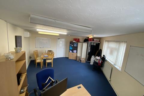 Office to rent, Connaught Avenue, Essex CO13