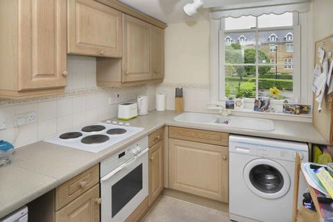 1 bedroom flat to rent, Keele Close, Watford WD24