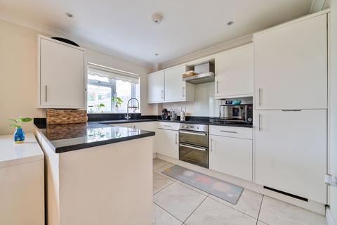 3 bedroom semi-detached house for sale, Old Farm Avenue, Sidcup DA15