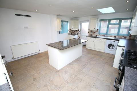 14 Arran Close, Nuneaton, CV10 7JX
