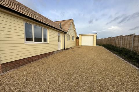 4 bedroom bungalow to rent, Garden House Lane, Diss IP22