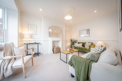 4 bedroom terraced house to rent, London, SW6