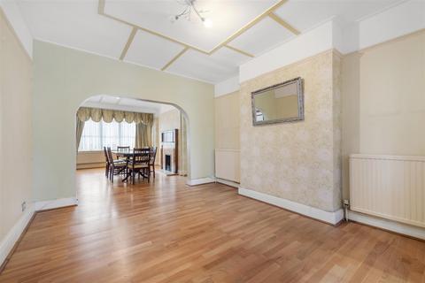 3 bedroom terraced house for sale, Selby Road, London, SE20