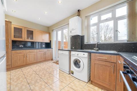 3 bedroom terraced house for sale, Selby Road, London, SE20