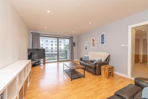 2 bedroom flat for sale, 9/9 Western Harbour Midway, Edinburgh, EH6