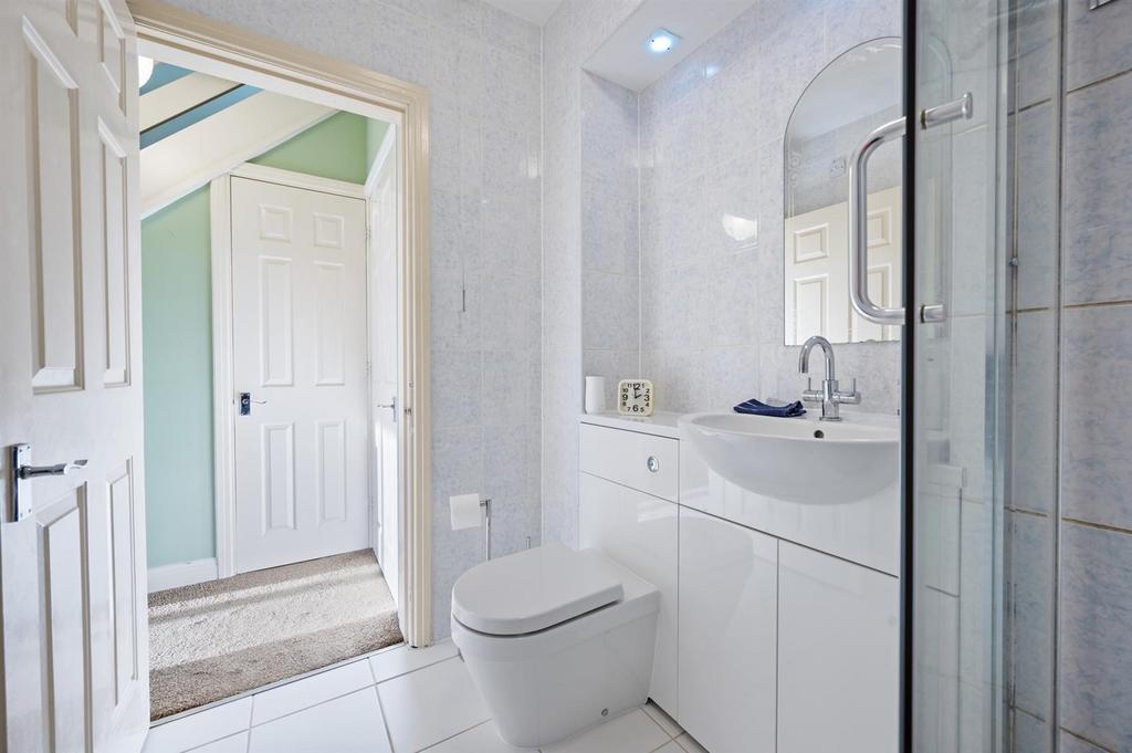 Shower Room - vanity unit.jpg