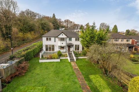 4 bedroom detached house for sale, Caterham Drive, Coulsdon