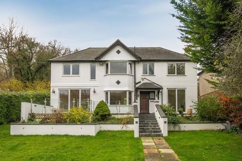 168 Caterham Drive, Coulsdon, CR5 1JL