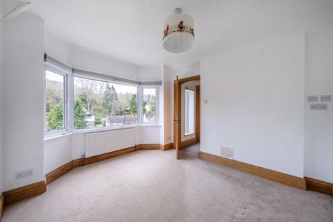 168 Caterham Drive, Coulsdon, CR5 1JL