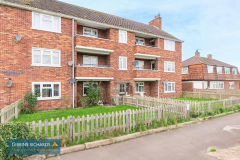 2 bedroom flat for sale, Parkway, Bridgwater