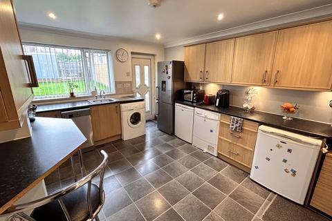 3 bedroom semi-detached house for sale, Wensleydale Road, Great Barr, Birmingham, B42 1PS