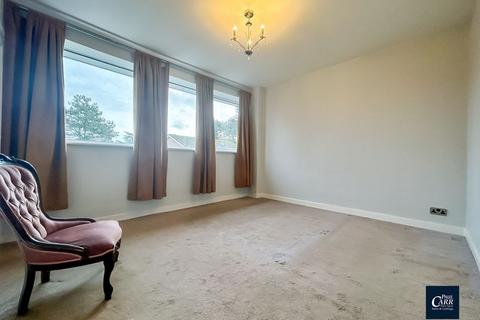 36 Links View, Sutton Coldfield, B74 3EP