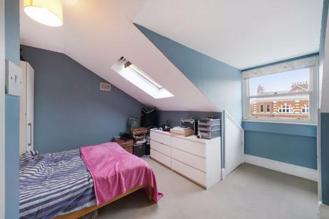 1 bedroom apartment for sale, Randolph Avenue, London