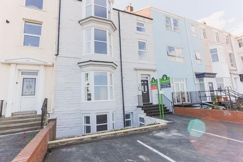 1 bedroom apartment to rent, Roker Terrace, Seaburn