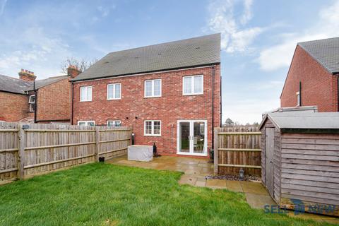 3 bedroom semi-detached house for sale, Roxton Road, Great Barford MK44