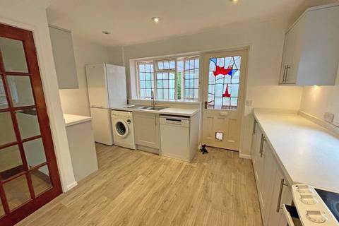 26 Blanches Road, Partridge Green, Horsham, RH13 8HZ