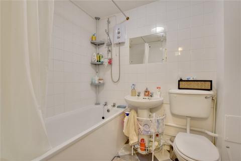 1 bedroom apartment for sale, Armoury Road, London, SE8