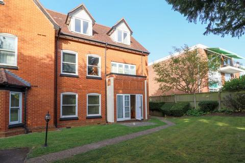 2 bedroom apartment to rent, 189 Old Dover Road, Canterbury CT1