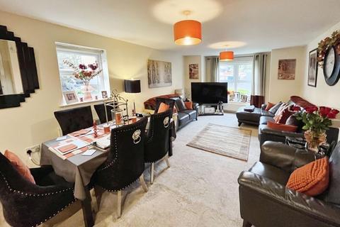 2 bedroom apartment for sale, The Coppice, Worsley, Manchester